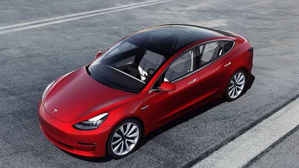 Tesla model 3 first outlet car