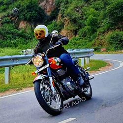 Royal Enfield Classic 350 is one of the most sold premium bikes in the Indian market. (Photo credit: Sabyasachi Dasgupta/HT Auto)