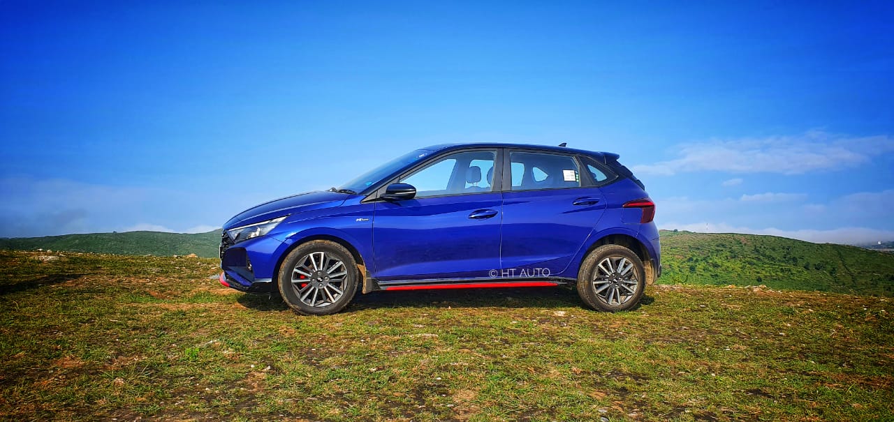A look at the side profile of Hyundai i20 N Line.