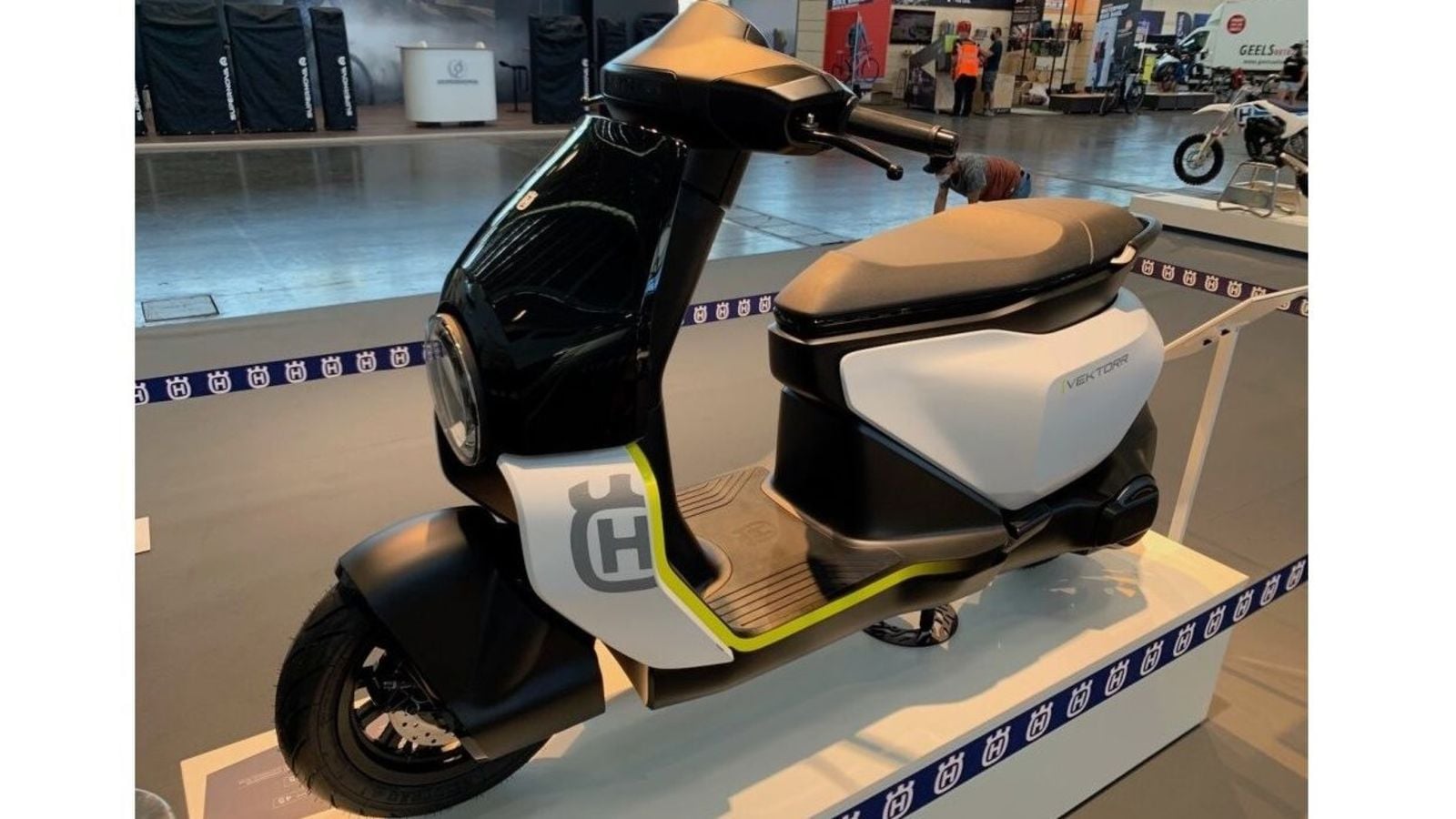 Husqvarna E-Pilen - Electric Moped 2024