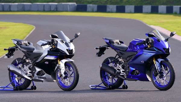 The new Yamaha R15 V4.0 weighs 142 kgs (kerb).