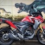 Honda has given the CB200X a high-raised stance and tweaked the handlebar using raisers. It has also increased the seat height to 810mm (795mm on Hornet 2.0) using more padding on the seat.