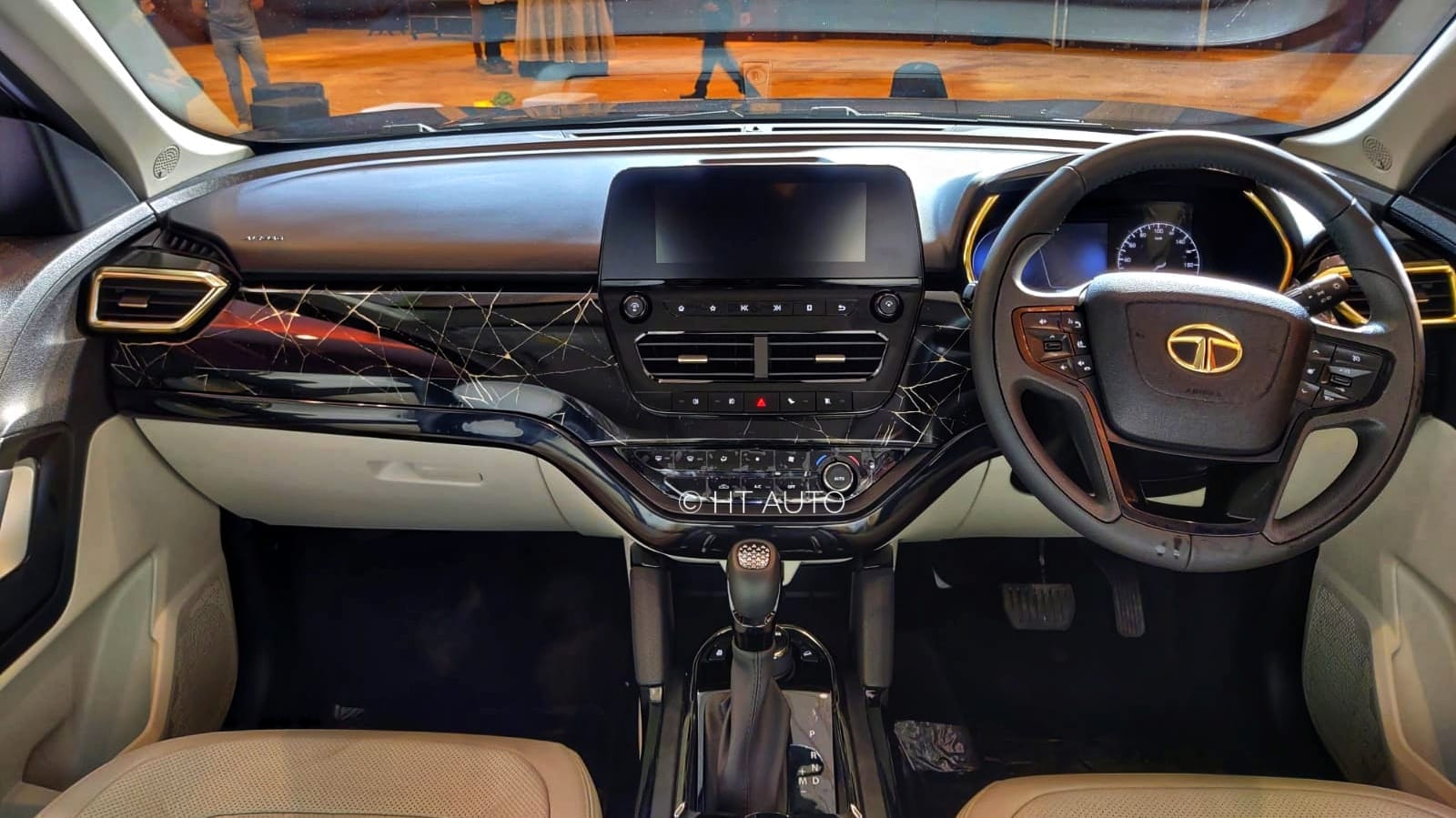 A look at the cabin layout of the Tata Safari Black Gold trim.