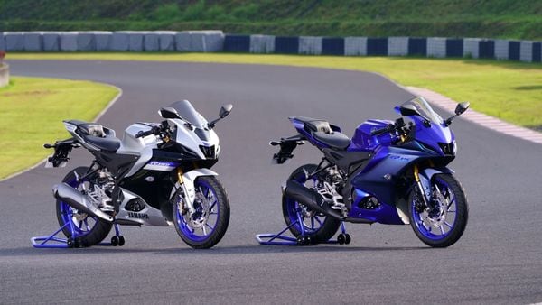 The new Yamaha R15 V4.0 weighs 142 kgs (kerb).