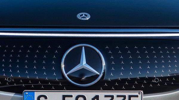 Mercedes-Maybach to showcase its new electric concept car on December 1.