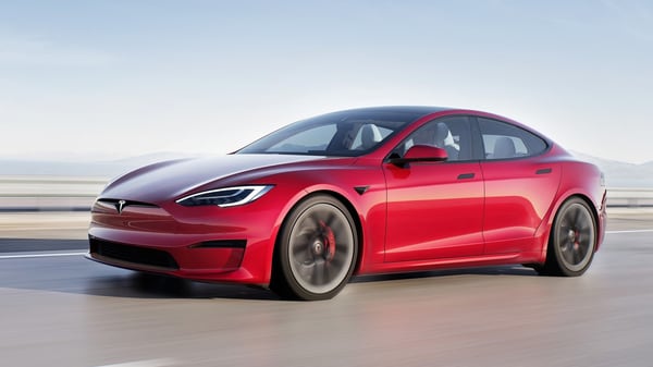 Tesla should make electric cars in India, urges Niti Aayog | HT Auto