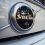Volvo Cars seeks to sell only fully electric vehicles by the end of this decade and to build a battery plant in Europe. (Bloomberg)