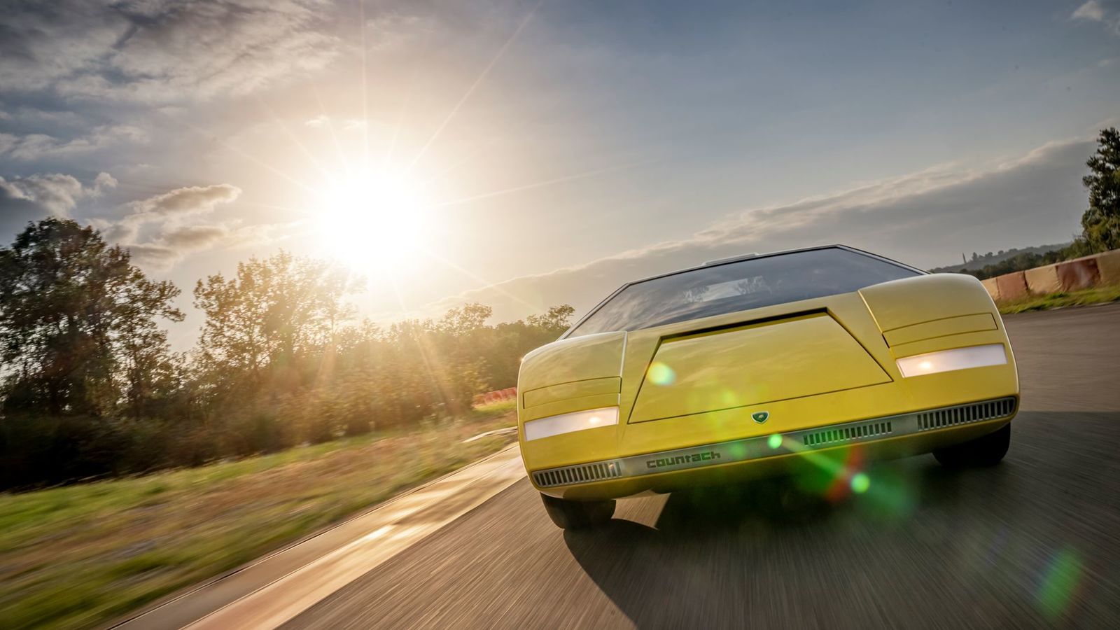 Designer of original Lamborghini Countach lambastes modern-day retake:  Report | HT Auto