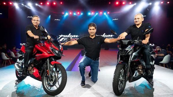 Bajaj pulsar new bike 2021 hot sale