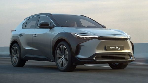 Toyota suv deals electric 2021