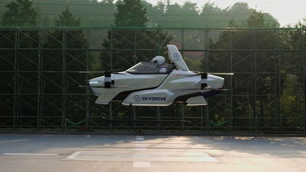 SD-03 flying car from SkyDrive in test action.