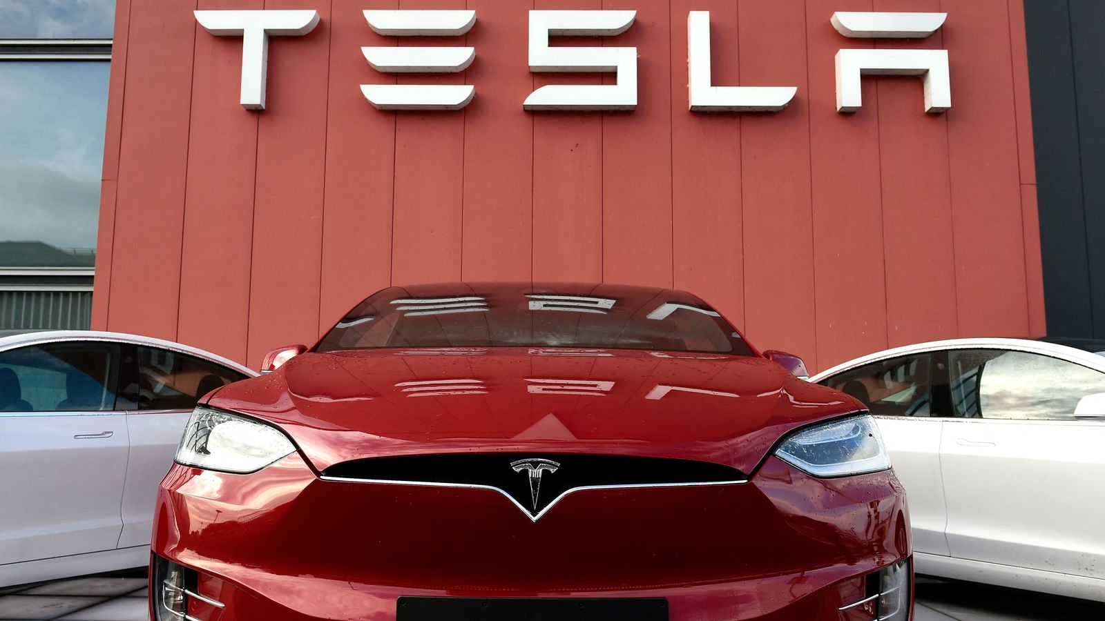 Watch: Tesla CEO Elon Musk reveals how the EV giant got its name | HT Auto
