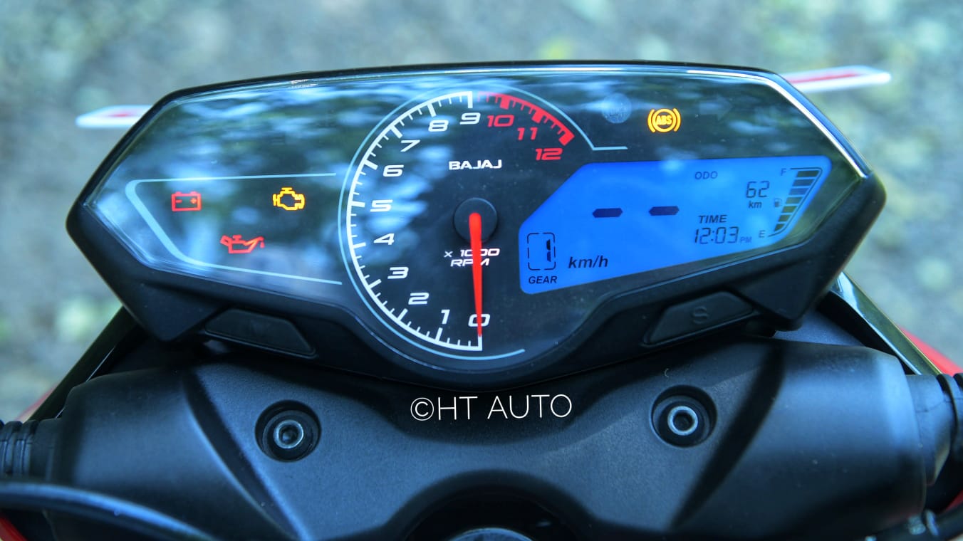 The Pulsar 250 uses a semi-digital console which Bajaj likes to call the Infinity display.  It is common on both the new Pulsar models. 