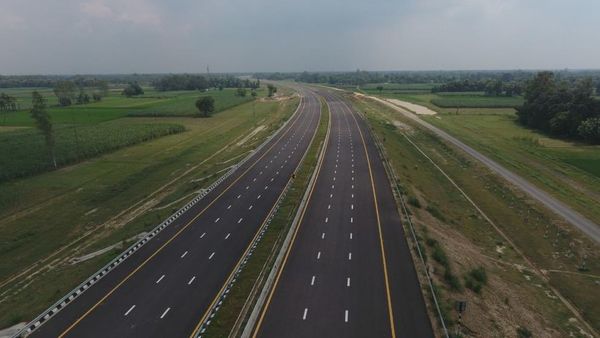 The Purvanchal expressway would traverse through nine districts of Uttar Pradesh, including Lucknow, Barabanki, Faizabad, Ambedkar Nagar, Amethi, Sultanpur, Azamgarh, Mau and Ghazipur. (Representational image)