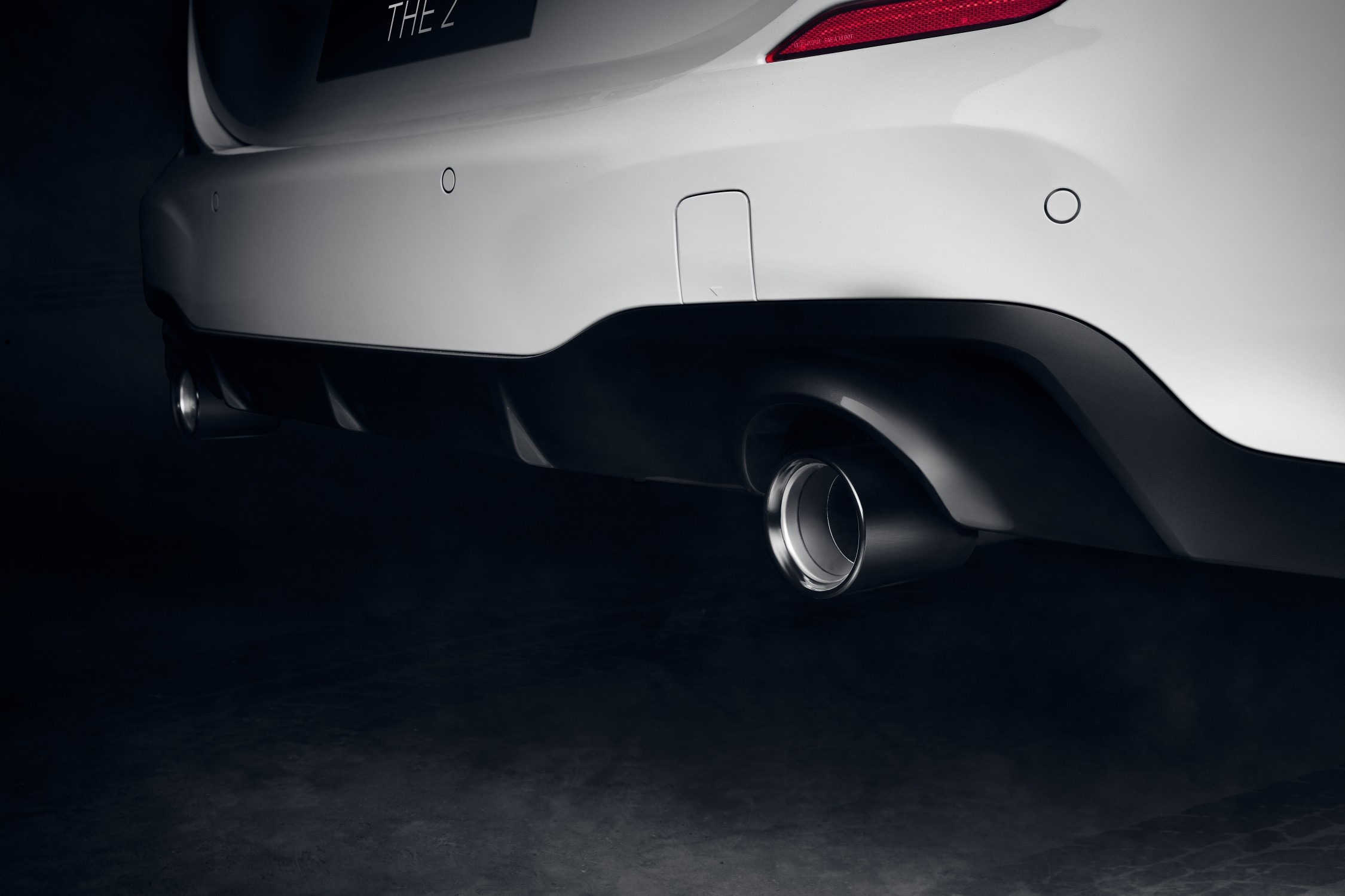 The BMW 220i M Sport Black Shadow edition gets dual black chrome tipped tailpipe adding sportiness to the car.