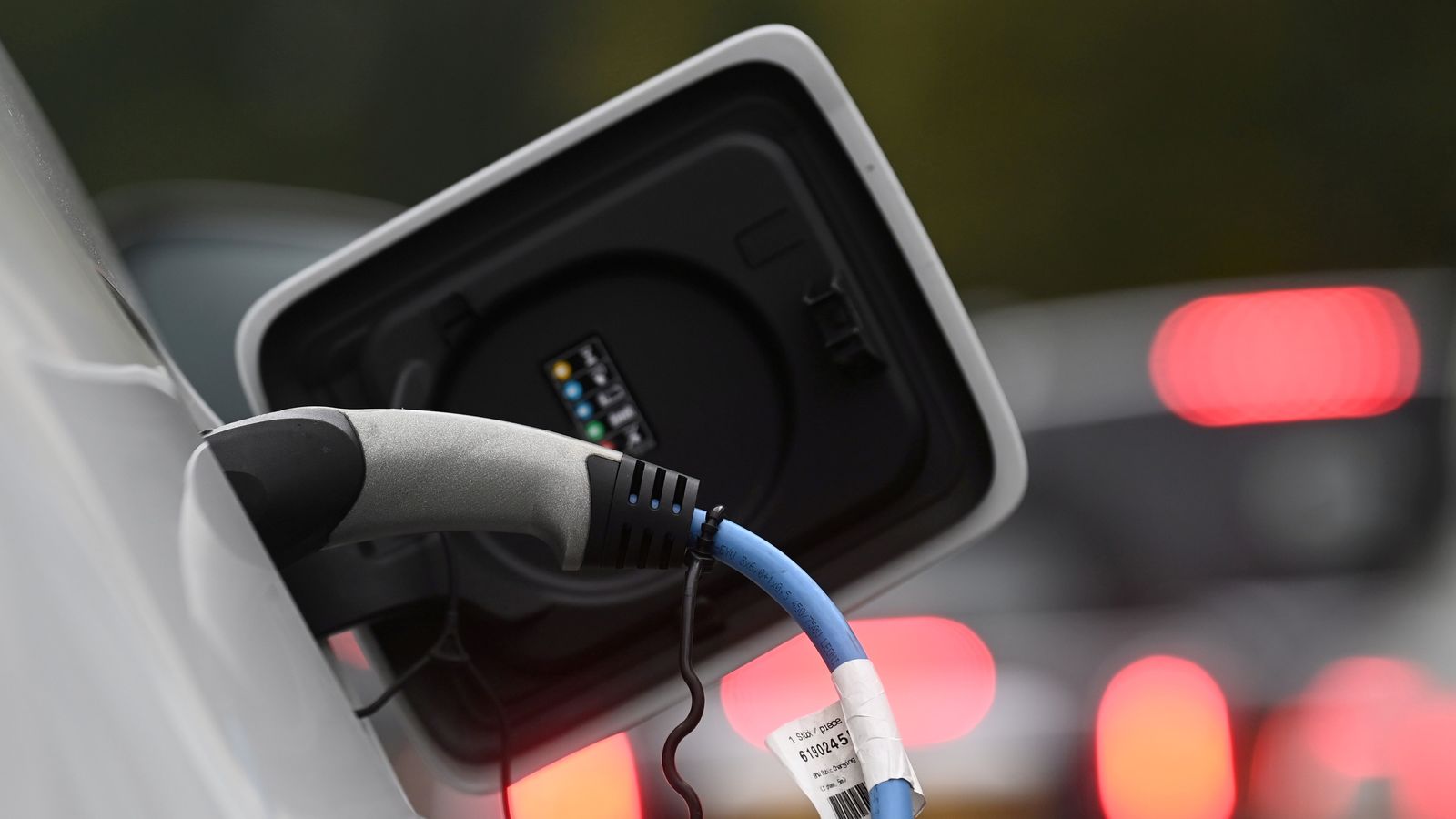 To fast-track EVs in India, Centre aims 22,000 EV chargers at petrol ...