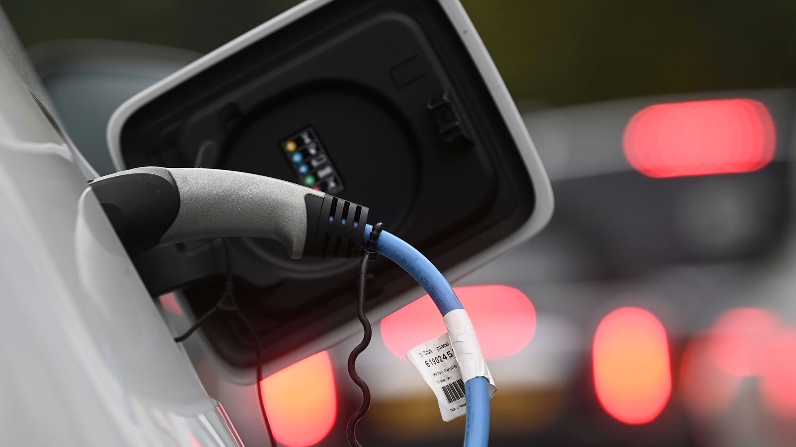 Charging EV batteries too quickly can degrade their performance, study