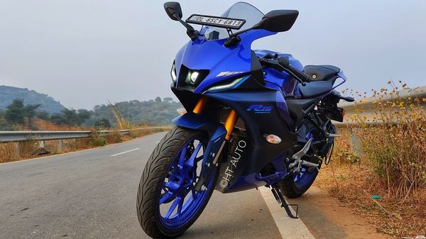 2021 Yamaha YZF R15 V4 road test review HT Auto