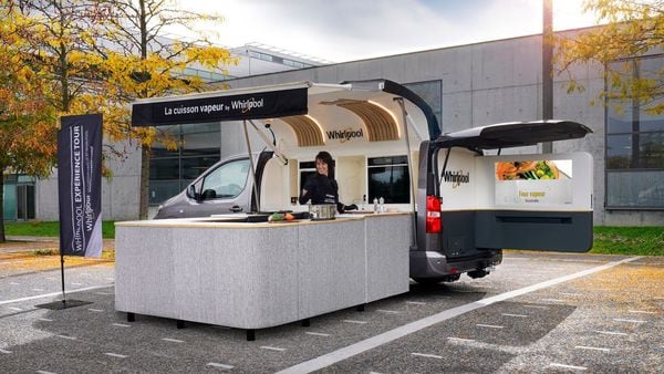  Este camión de comida de Peugeot es una enorme cocina sobre ruedas