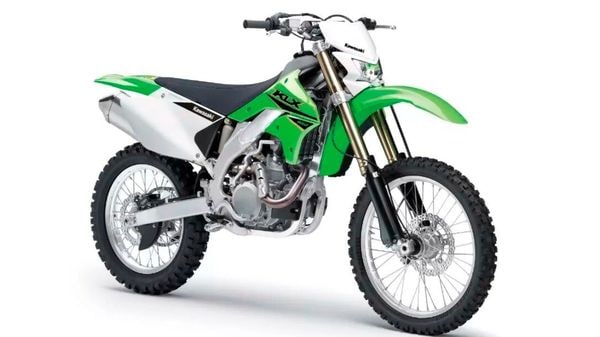 The new KLX450R arrives in India as a CBU (Completely Built Unit) just like its predecessor.