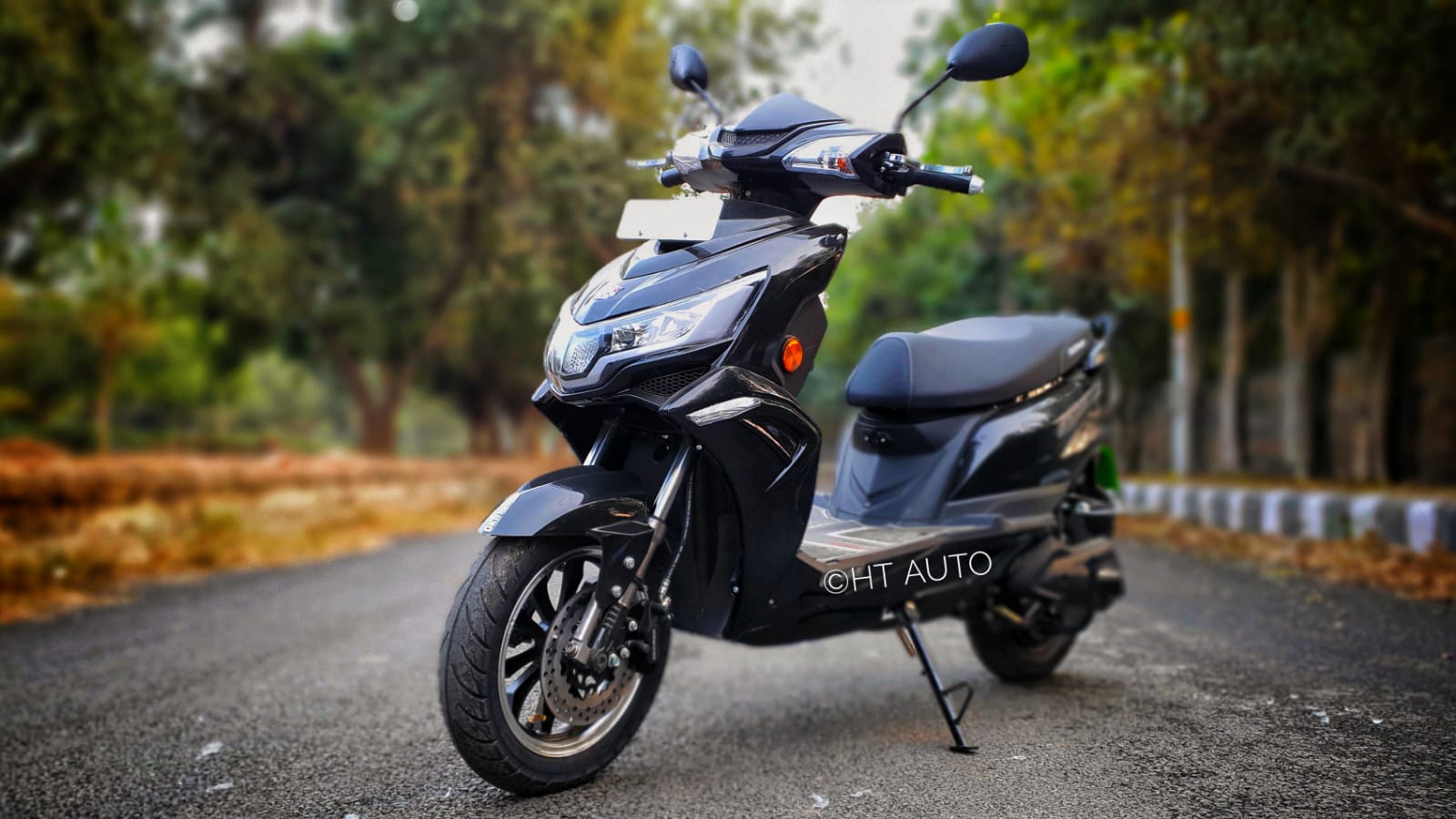 Okinawa started selling Ridge electric scooters in 2017 and has a variety of electric scooters for private and commercial use