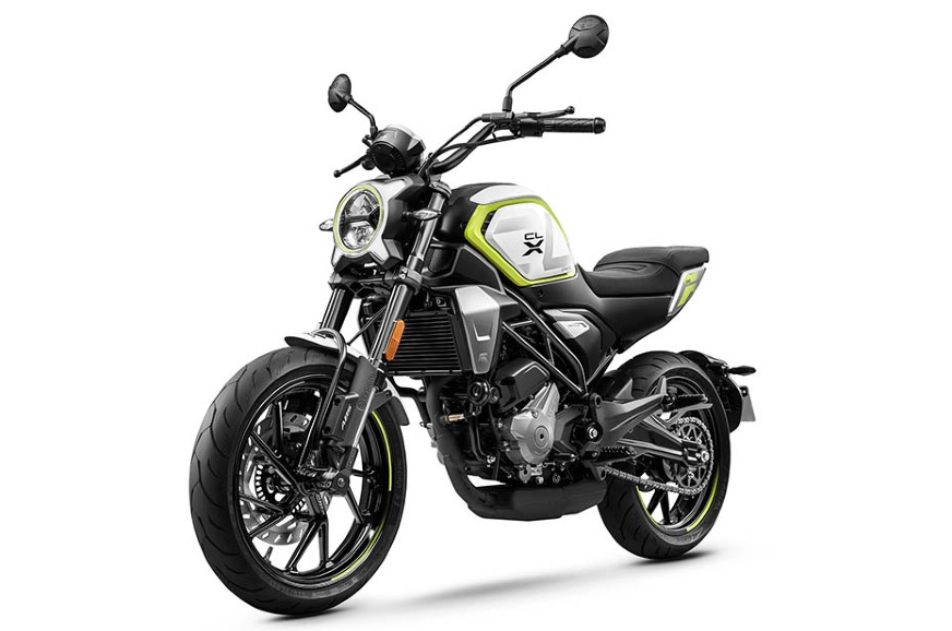 Built around trellis frame, the CFMoto 250 CL-X packs the same 249cc liquid-cooled single-cylinder engine found on its naked street counterpart. Built around trellis frame, the CFMoto 250 CL-X packs the same 249cc liquid-cooled single-cylinder engine found on its naked street counterpart.
