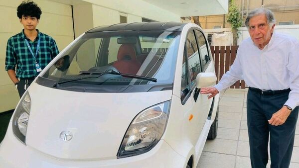 Rata Tata poses with electric custom Tata Nano (Electra EV/LinkedIn)