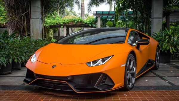 2022 Lamborghini Huracan Evo Fluo Capsule Review