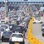 Madhya Pradesh government has decided to exempt private vehicles from paying state toll tax to avoid traffic jam at toll plazas. (File photo) (MINT_PRINT)
