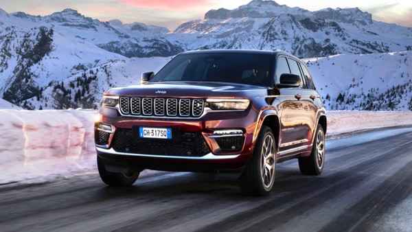 Jeep Grand Cherokee 2022 có giá <span class=