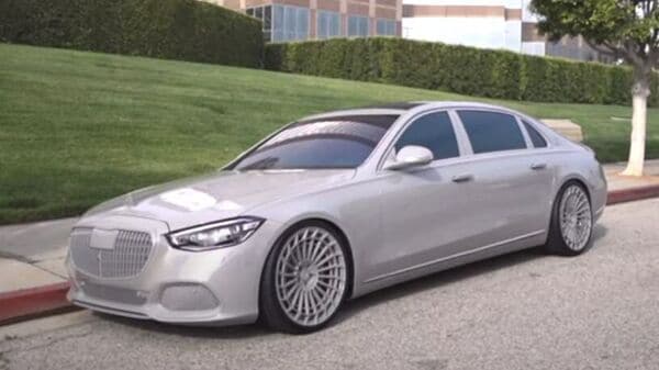 The specially-customized Mercedes Maybach of Kim Kardashian. (Courtesy: Youtube/Platinum Motorsports)