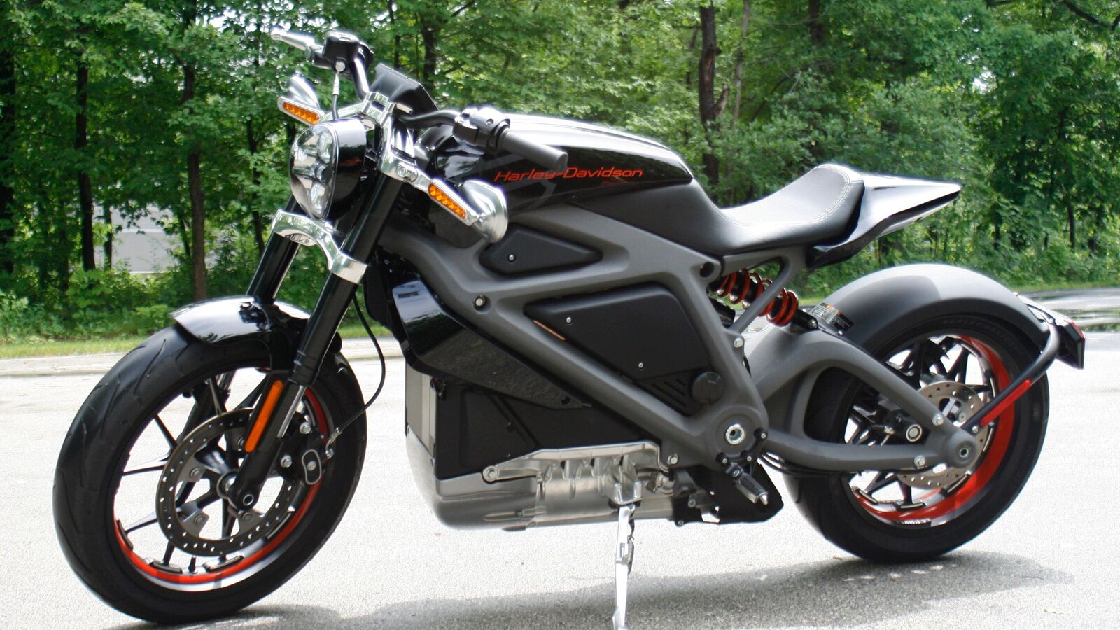 Harley-Davidson's LiveWire ONE electric motorcycle enters Europe