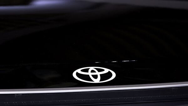 Toyota logo image file (Bloomberg)