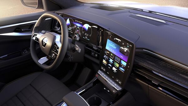 The interior of the 2022 Renault Austral compact SUV comes with high-tech cockpit.