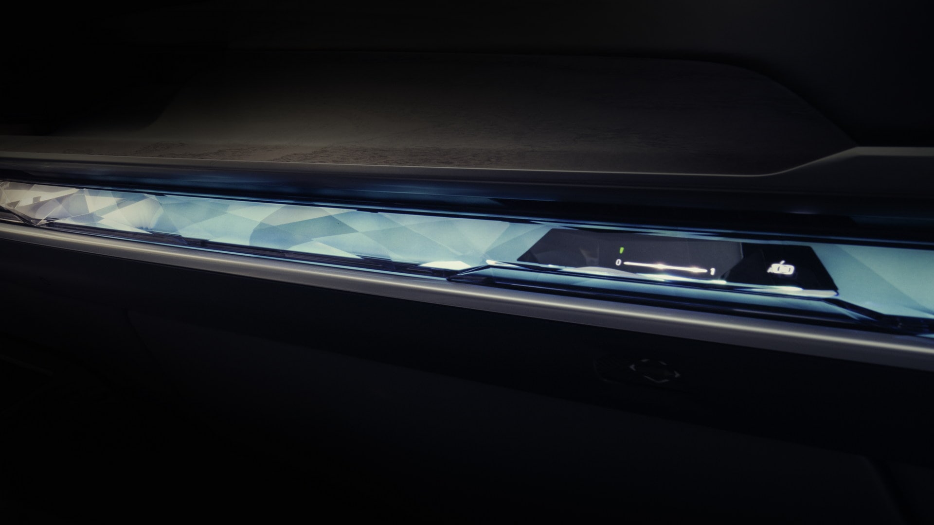 BMW Interaction Bar will be another digitised styling feature inside the cabin of i7.