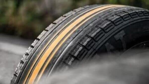The embedded yellow strip on the new CEAT tyres are a sign that these need to be replaced by the vehicle owner.