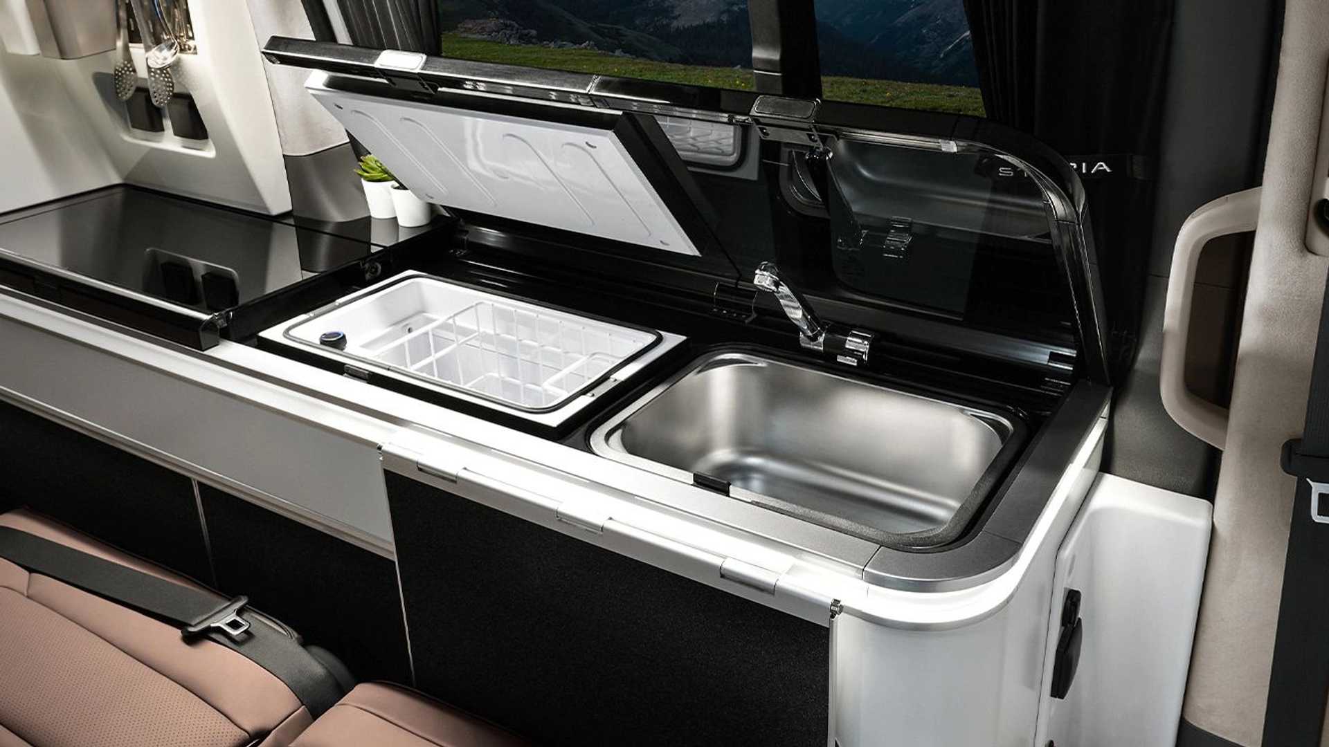Hyundai Staria Lounge Camper gets a 36-litre fridge, a sink inside the cabin. Hyundai Staria Lounge Camper gets a 36-litre fridge, a sink inside the cabin.