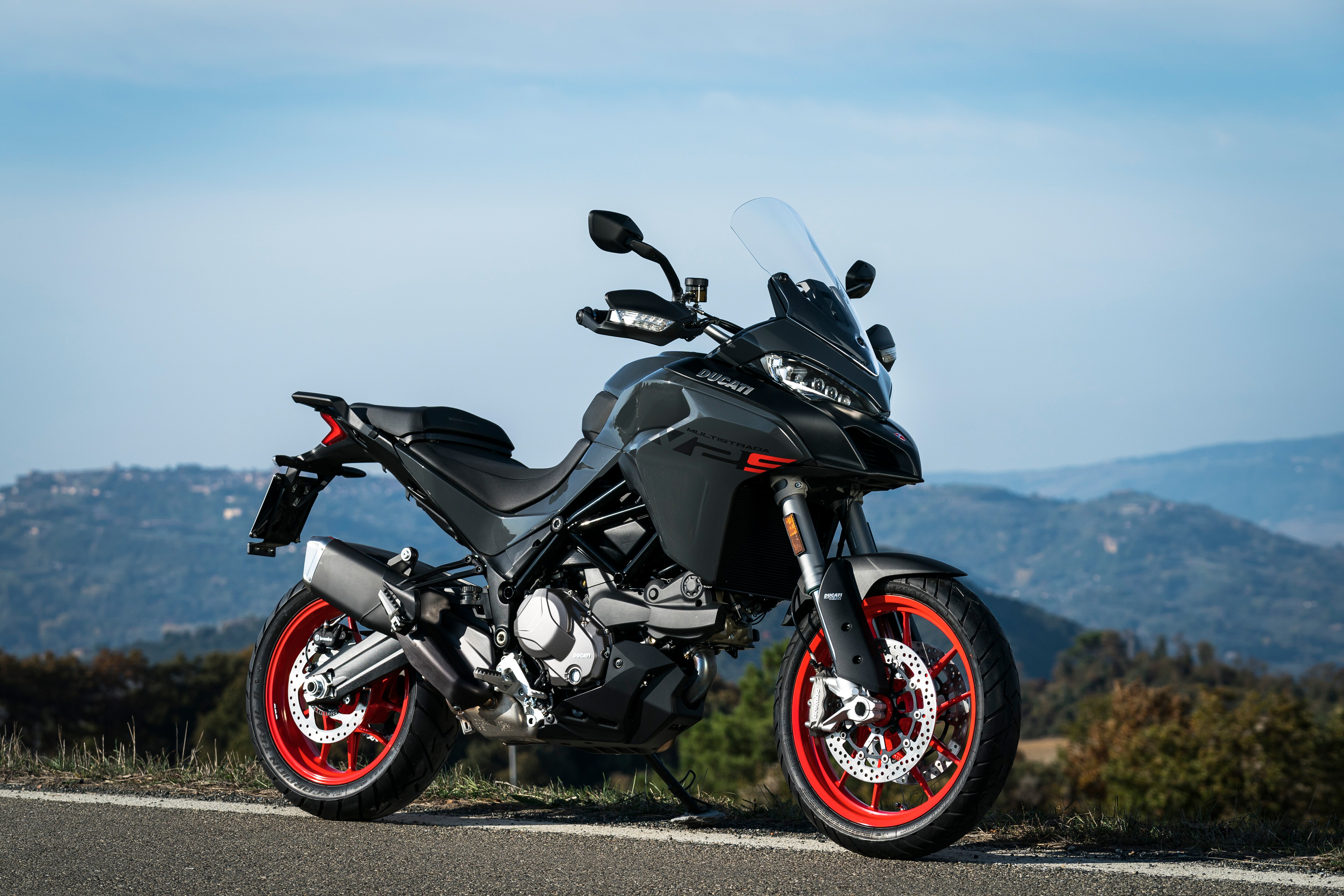 New Ducati Multistrada V2 is claimed to have received a host of technological upgrades and design tweaks as well, which reduces its overall weight by 5 kg. New Ducati Multistrada V2 is claimed to have received a host of technological upgrades and design tweaks as well, which reduces its overall weight by 5 kg.