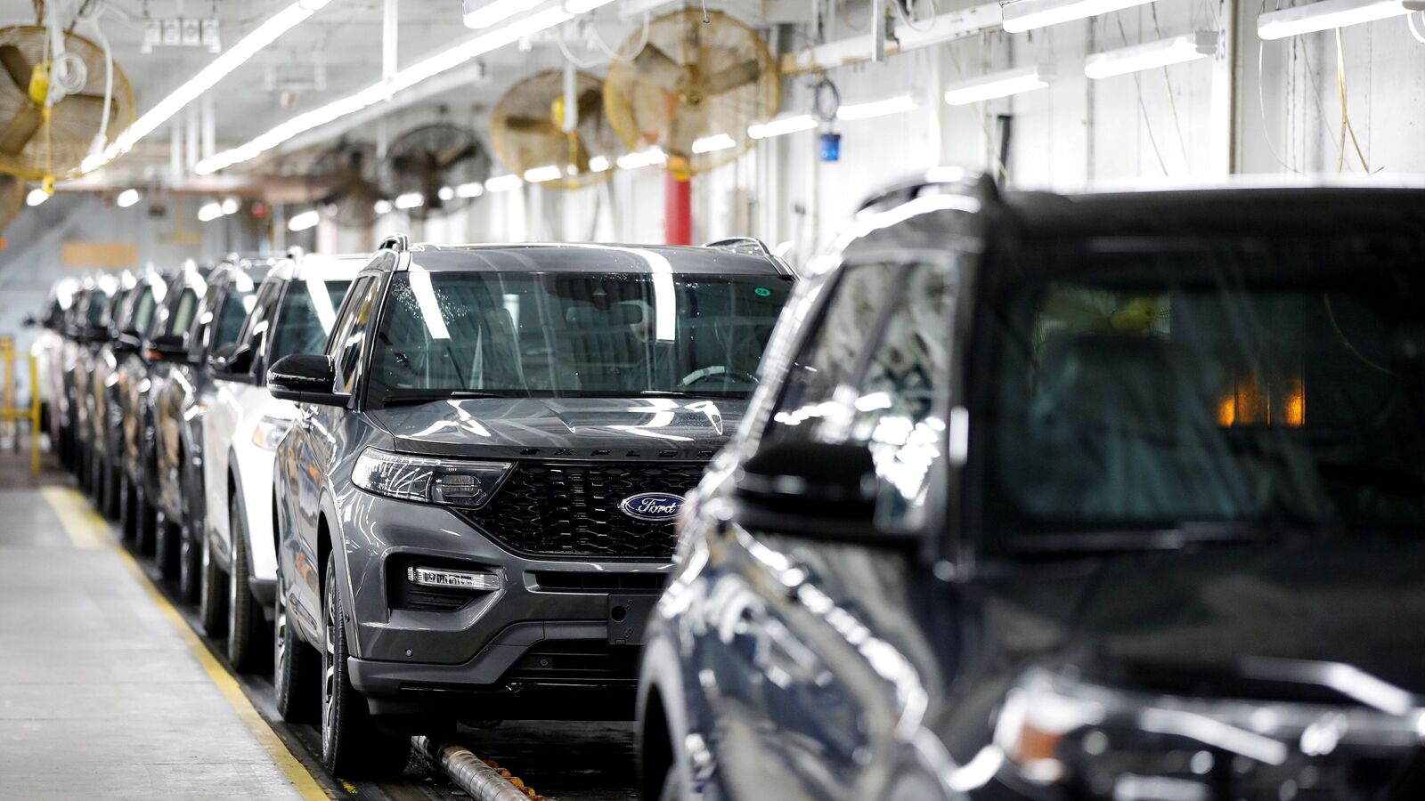Ford Explorer SUVs recalled as they will roll away whereas being parked