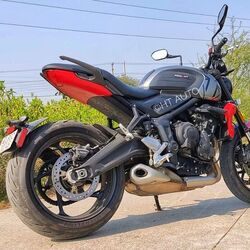 Keep your bike parked away from direct sunlight to ensure a longer tyre life. &nbsp;