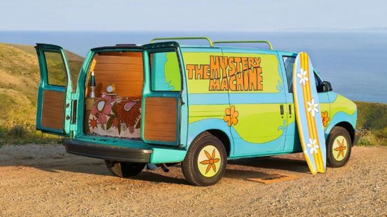 Scooby Doo Fan You Can Now Stay Overnight In Its Mystery Machine 