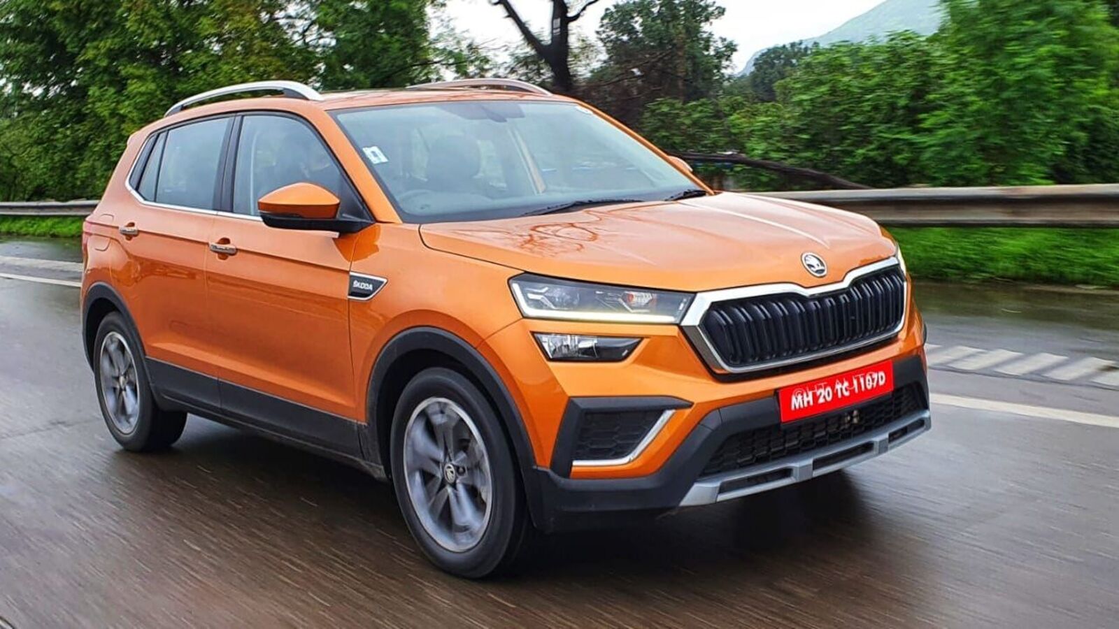 Skoda Drives In More Affordable Variant Of Kushaq SUV, Without Sunroof ...