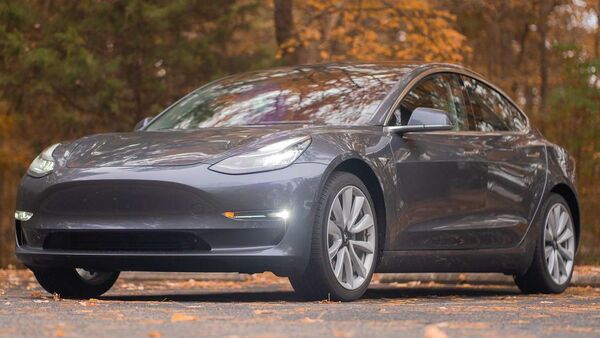 Tesla pierde demanda en España por venta de Model 3 defectuoso