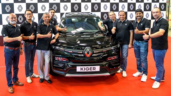 The Renault Kiger is seen here in an all-new Stealth Black shade.
