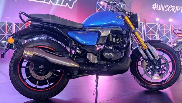 2022 TVS Ronin 225 Launched in India at Rs. 1.49 Lakh : Price, Mileage ...