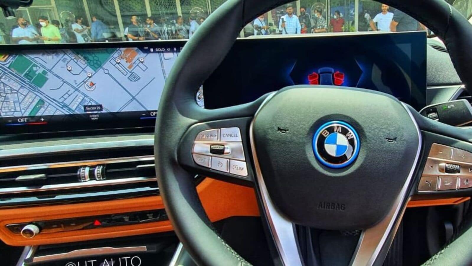 BMW heated seat subscription may end up in a hacking spree: Details here