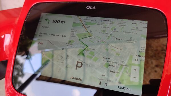 The addition of navigation feature on the large screen on the Ola S1 Pro makes it fairly easy to choose the best route to the intended destination. The addition of navigation feature on the large screen on the Ola S1 Pro makes it fairly easy to choose the best route to the intended destination.