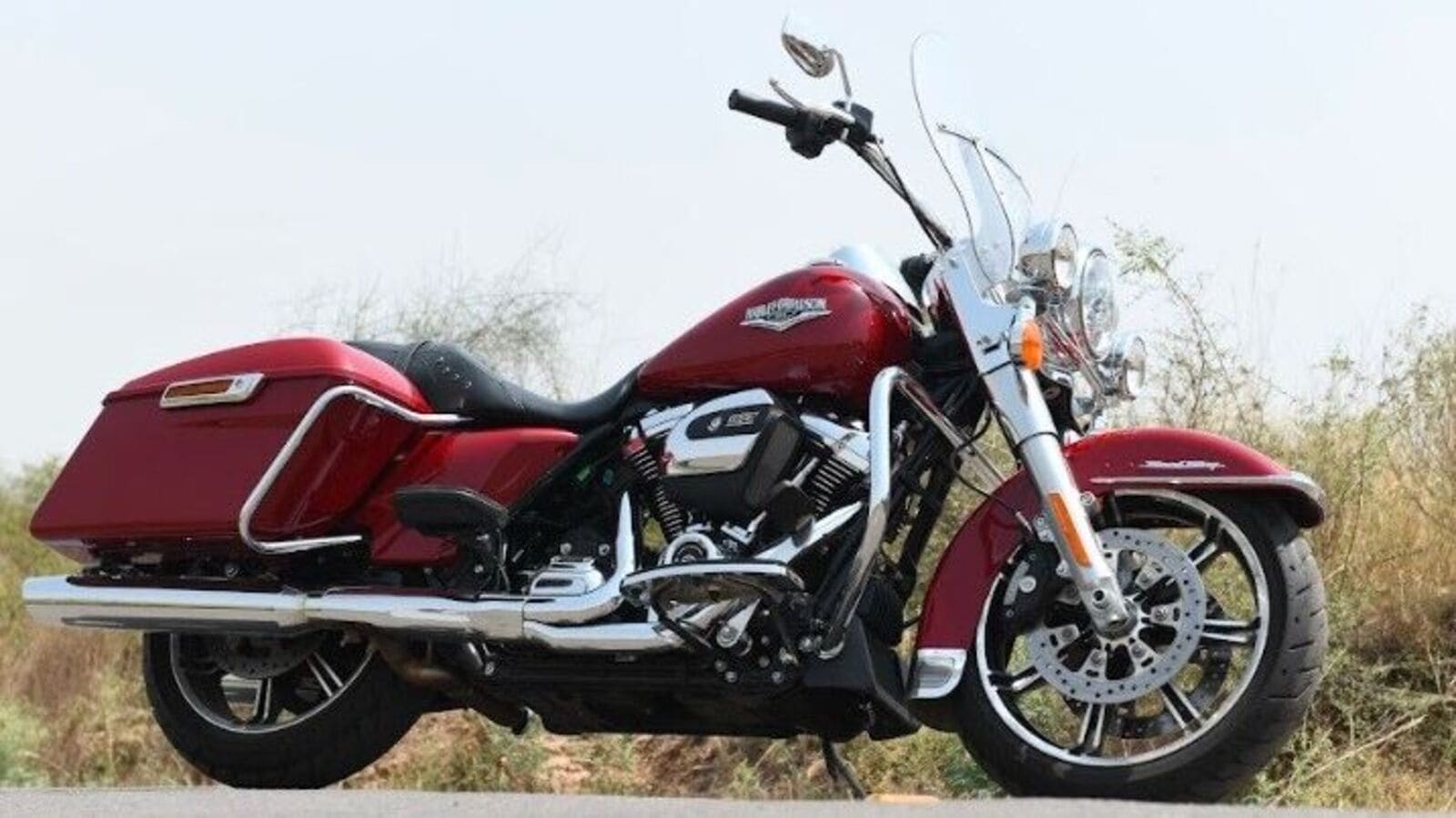 21 Harley Davidson Road King Road Test Review Larger Than Life Cruiser Review
