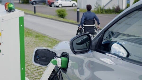 After the lab testing, Ford is now putting the robot charging station to the test in real-life situations. (Ford)