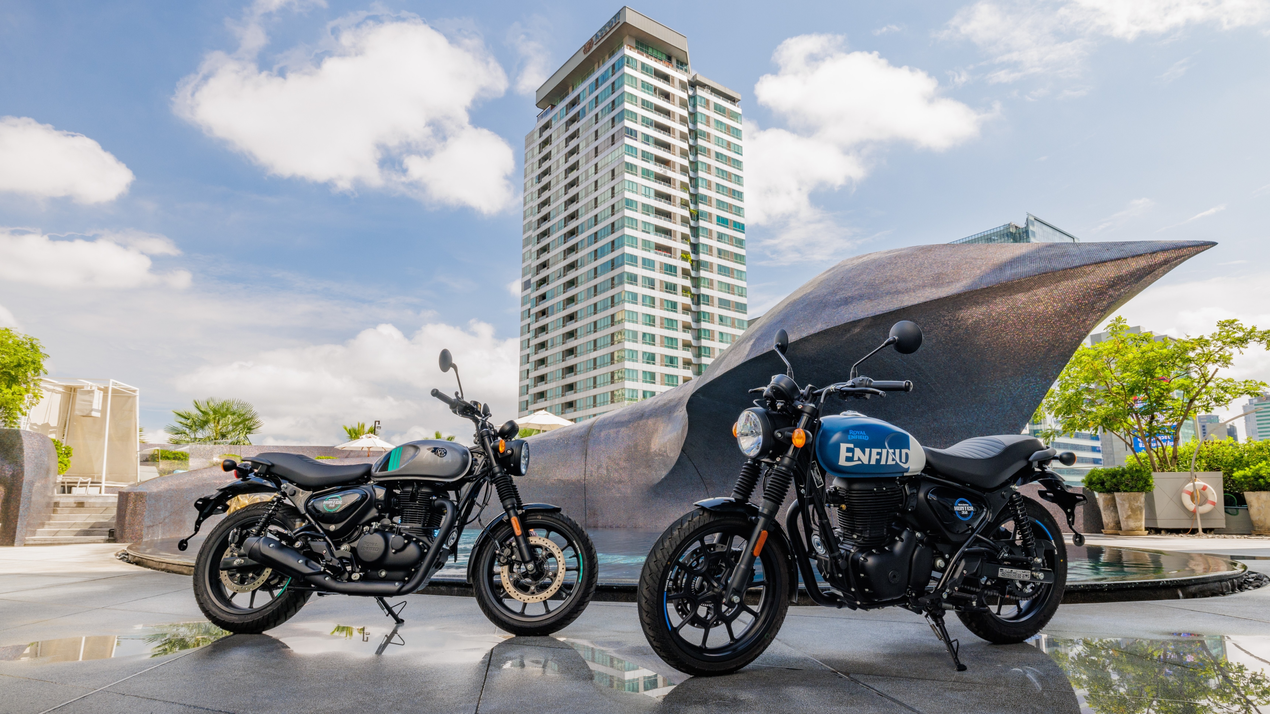 The Royal Enfield Hunter 350 is the brand's most accessible offering priced between ₹1.50 lakh and ₹1.75 lakh (ex-showroom) The Royal Enfield Hunter 350 is the brand's most accessible offering priced between <span class='webrupee'>₹</span>1.50 lakh and <span class='webrupee'>₹</span>1.75 lakh (ex-showroom)